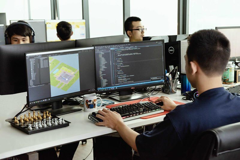 Pros and Cons of Offshore Development Center in Vietnam
